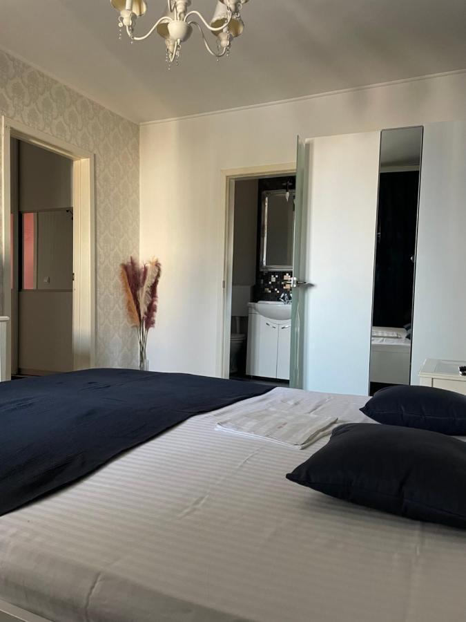 Apartament Cu 3 Dormitoare Jolie.M Διαμέρισμα Galaţi Εξωτερικό φωτογραφία