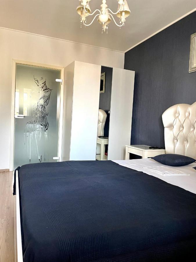 Apartament Cu 3 Dormitoare Jolie.M Διαμέρισμα Galaţi Εξωτερικό φωτογραφία