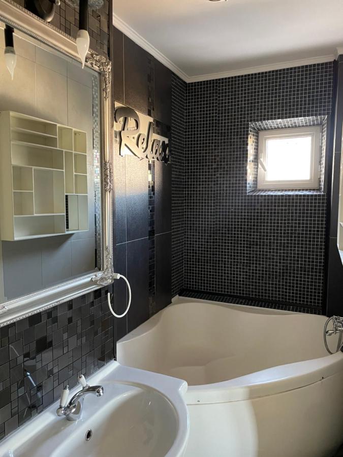 Apartament Cu 3 Dormitoare Jolie.M Διαμέρισμα Galaţi Εξωτερικό φωτογραφία