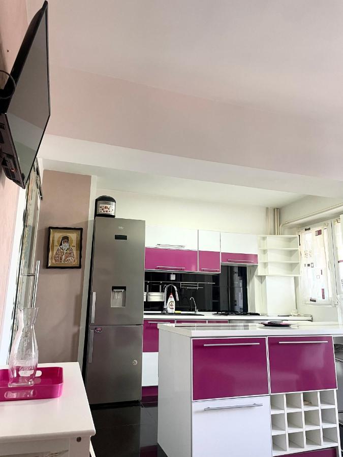 Apartament Cu 3 Dormitoare Jolie.M Διαμέρισμα Galaţi Εξωτερικό φωτογραφία
