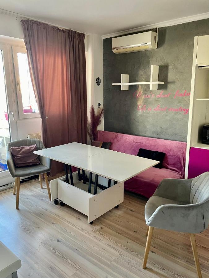 Apartament Cu 3 Dormitoare Jolie.M Διαμέρισμα Galaţi Εξωτερικό φωτογραφία